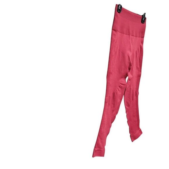 Lululemon Zone In Crop Size 6 Red‎ Seamless High Rise Yoga Leggings - Picture 8 of 16